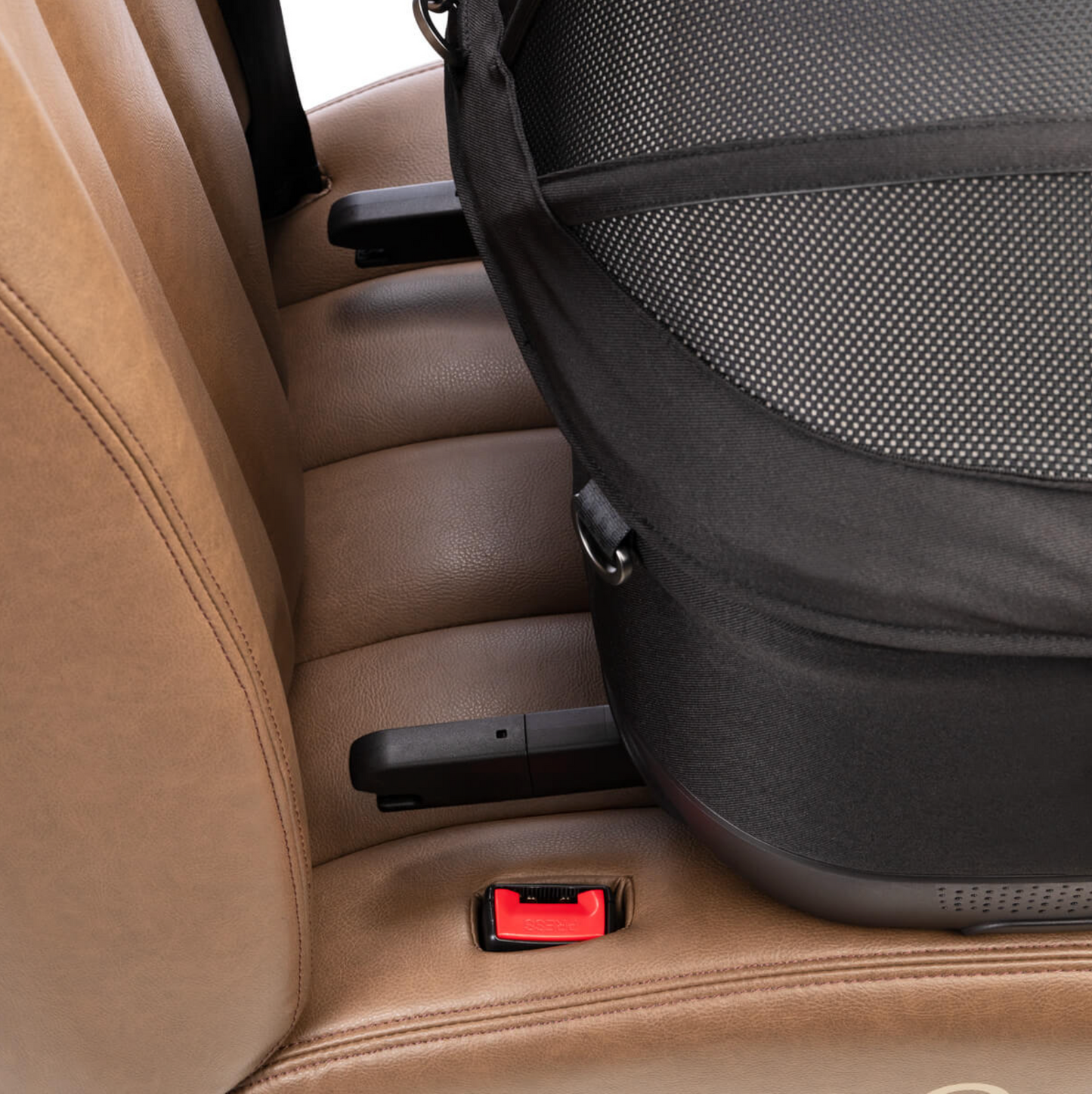 TAVO - Maeve iso + Roscoe Travel System